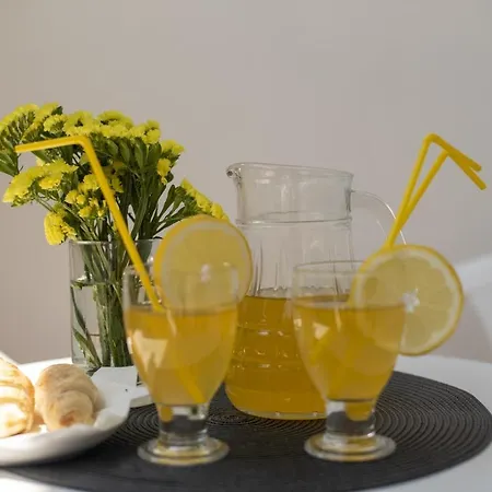 Spacious Zivkovic With Balcony, Big Garden And Grill Apartamento Rogoznica (Sibenik-Knin)